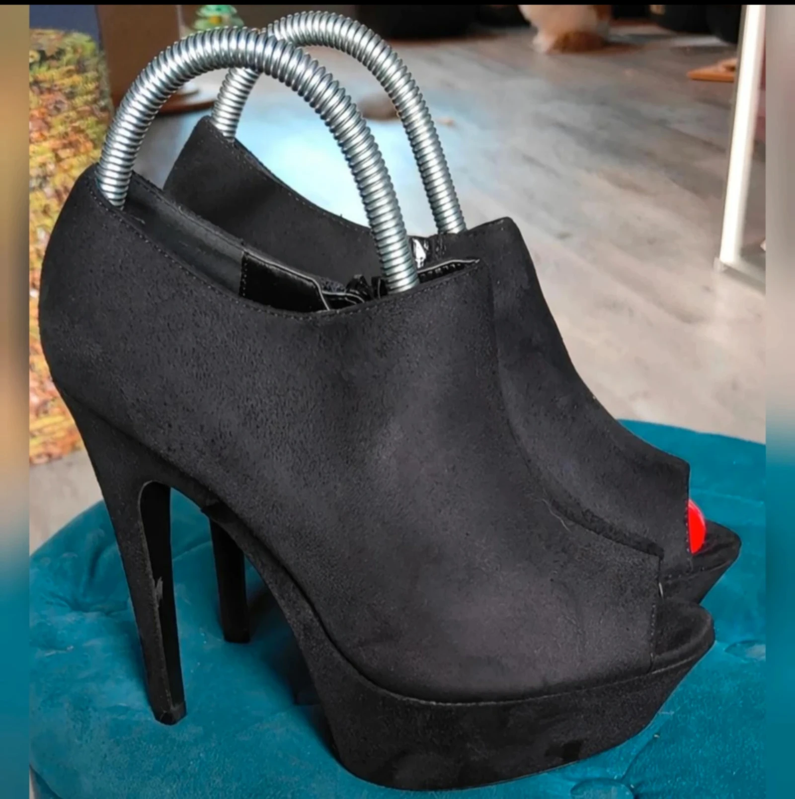 Zwart suede platform pumps Chassé maat 38